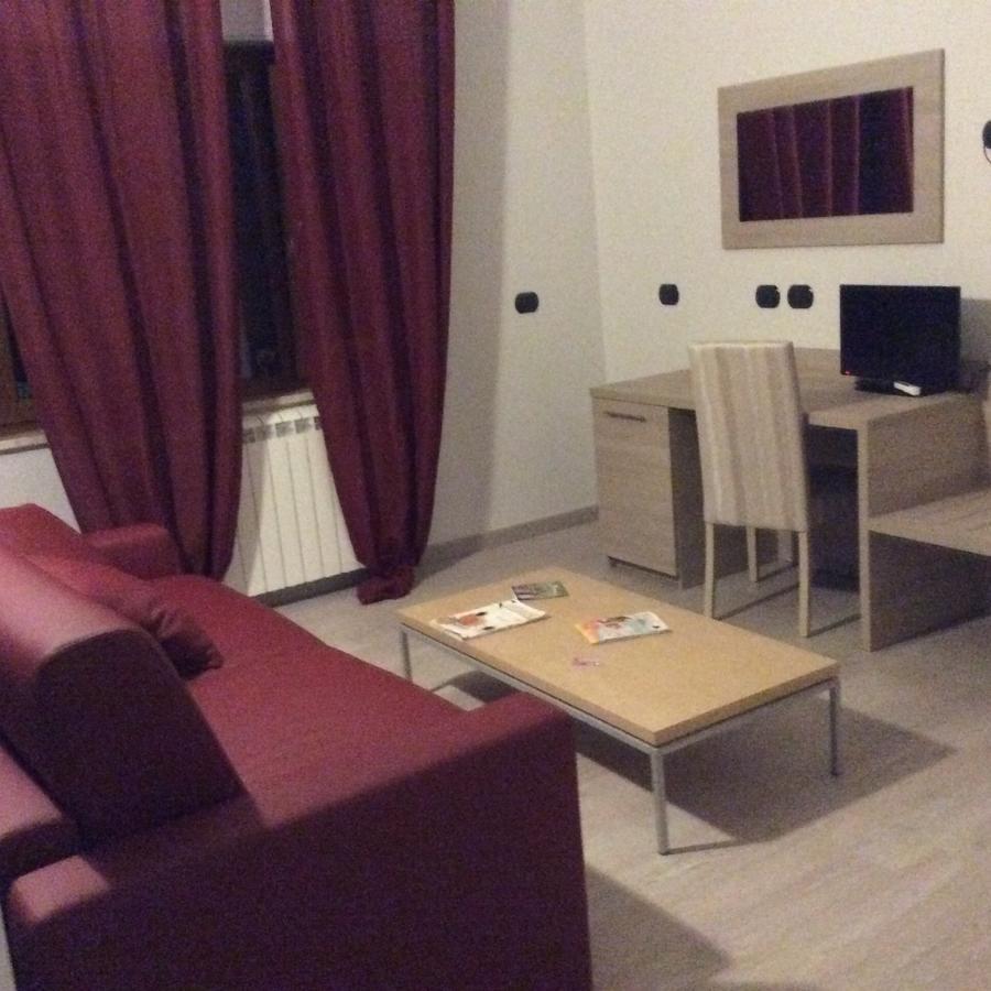 Il Borghetto Hotel Ristorante Lamezia Terme Ngoại thất bức ảnh