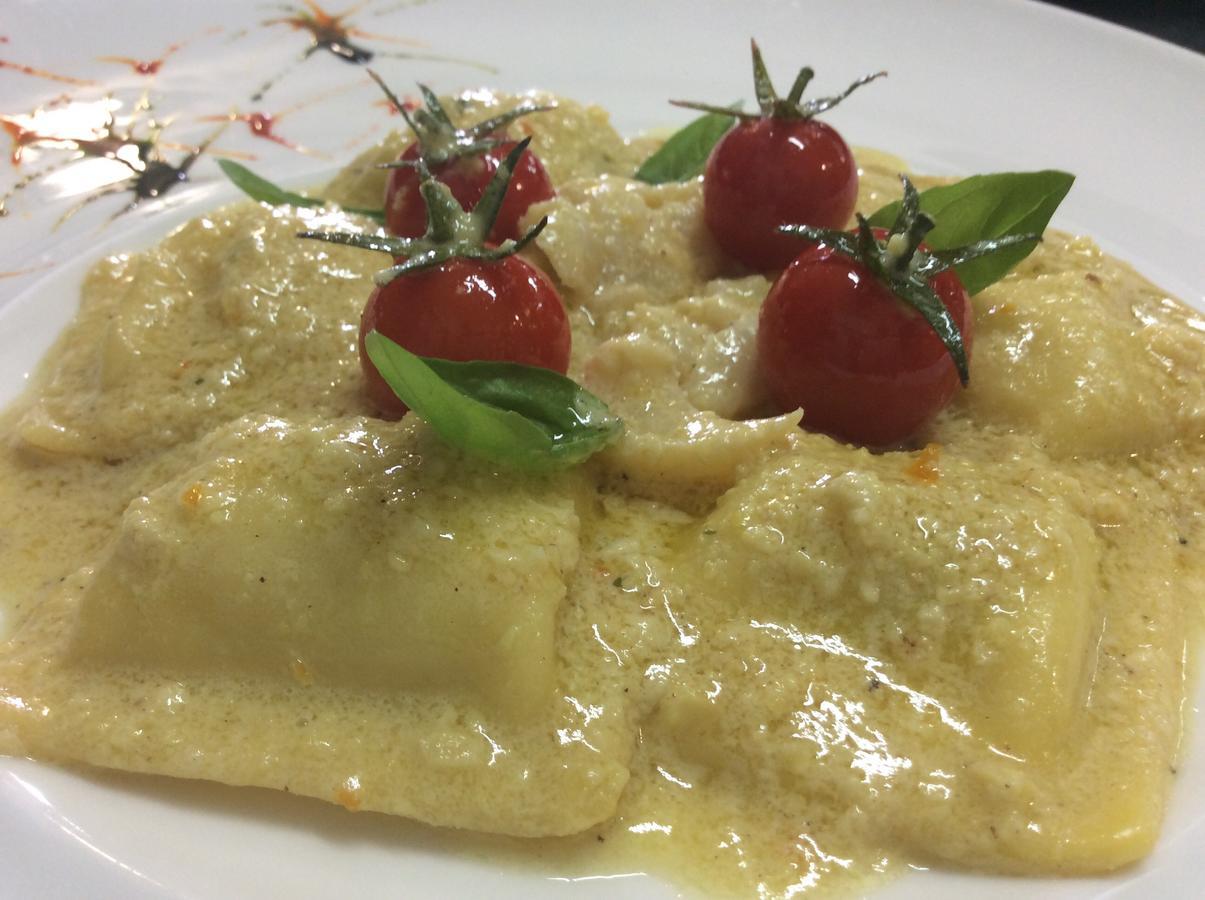Il Borghetto Hotel Ristorante Lamezia Terme Ngoại thất bức ảnh