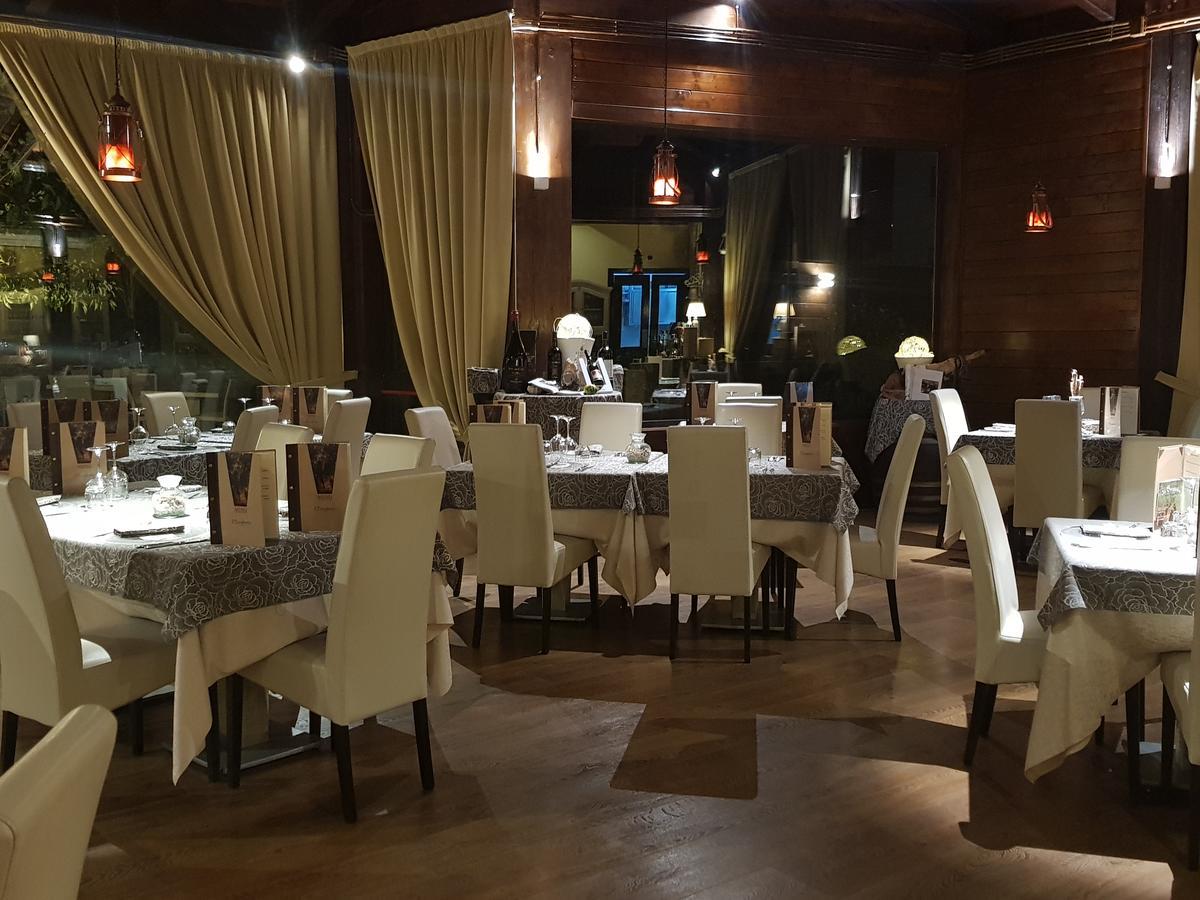 Il Borghetto Hotel Ristorante Lamezia Terme Ngoại thất bức ảnh