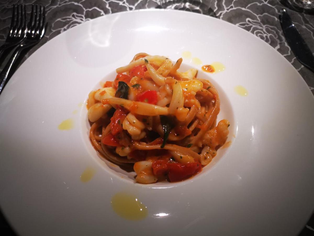 Il Borghetto Hotel Ristorante Lamezia Terme Ngoại thất bức ảnh